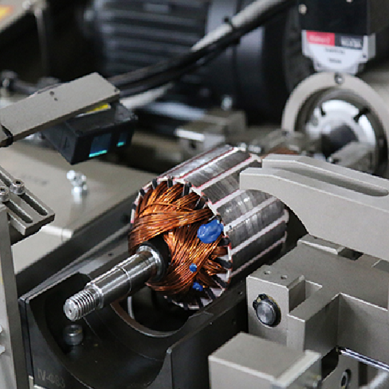 Rotor Dynamic Balancing Machine