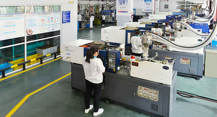 shell injection area for high-temp ignition coil housing manufacturing