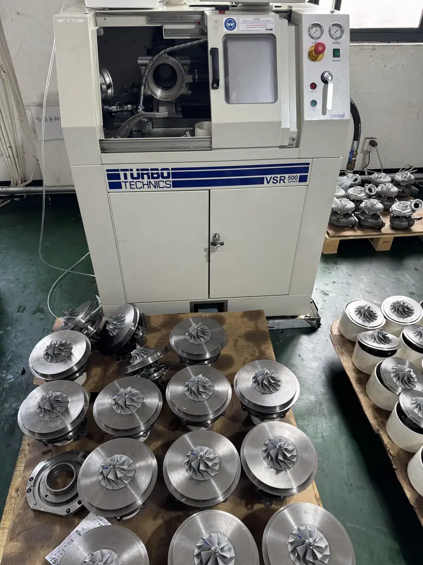 Turbo Technics VSR 500 machine with turbo core assemblies in a real workshop
